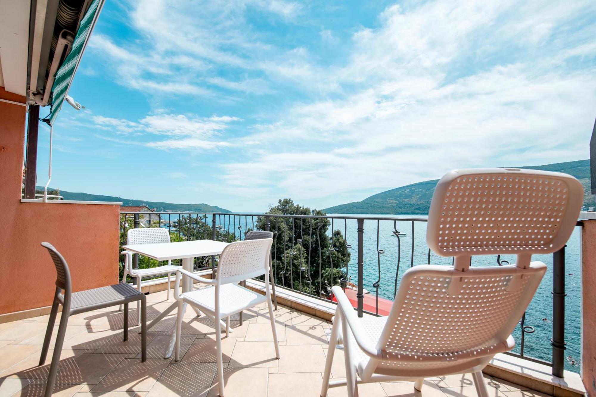 Boka Apartment 1 Herceg Novi Exterior photo